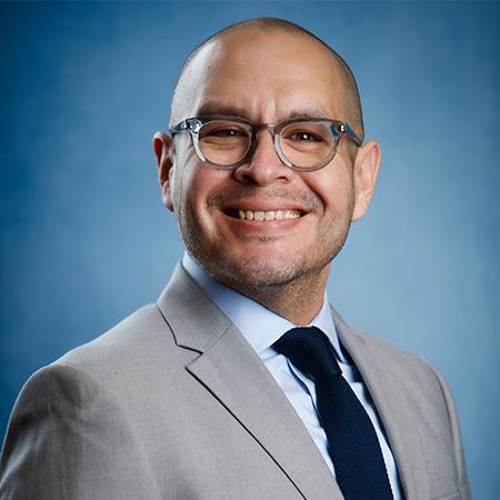 Professional portrait of Shem Vinton